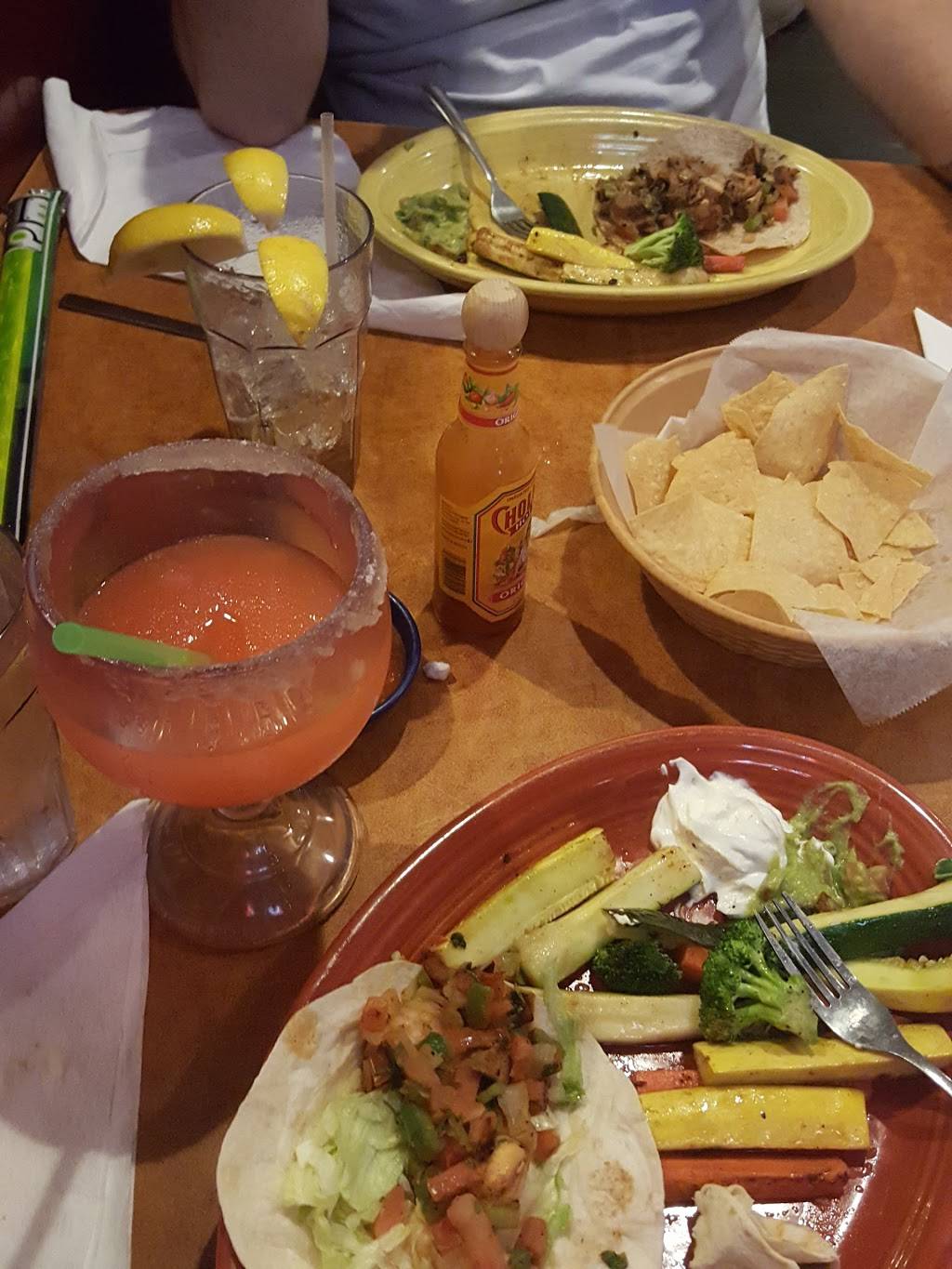 Sombreros Mexican Restaurant | restaurant | 28050 Walker South Rd South, Walker, LA 70785, USA | 2256656996 OR +1 225-665-6996