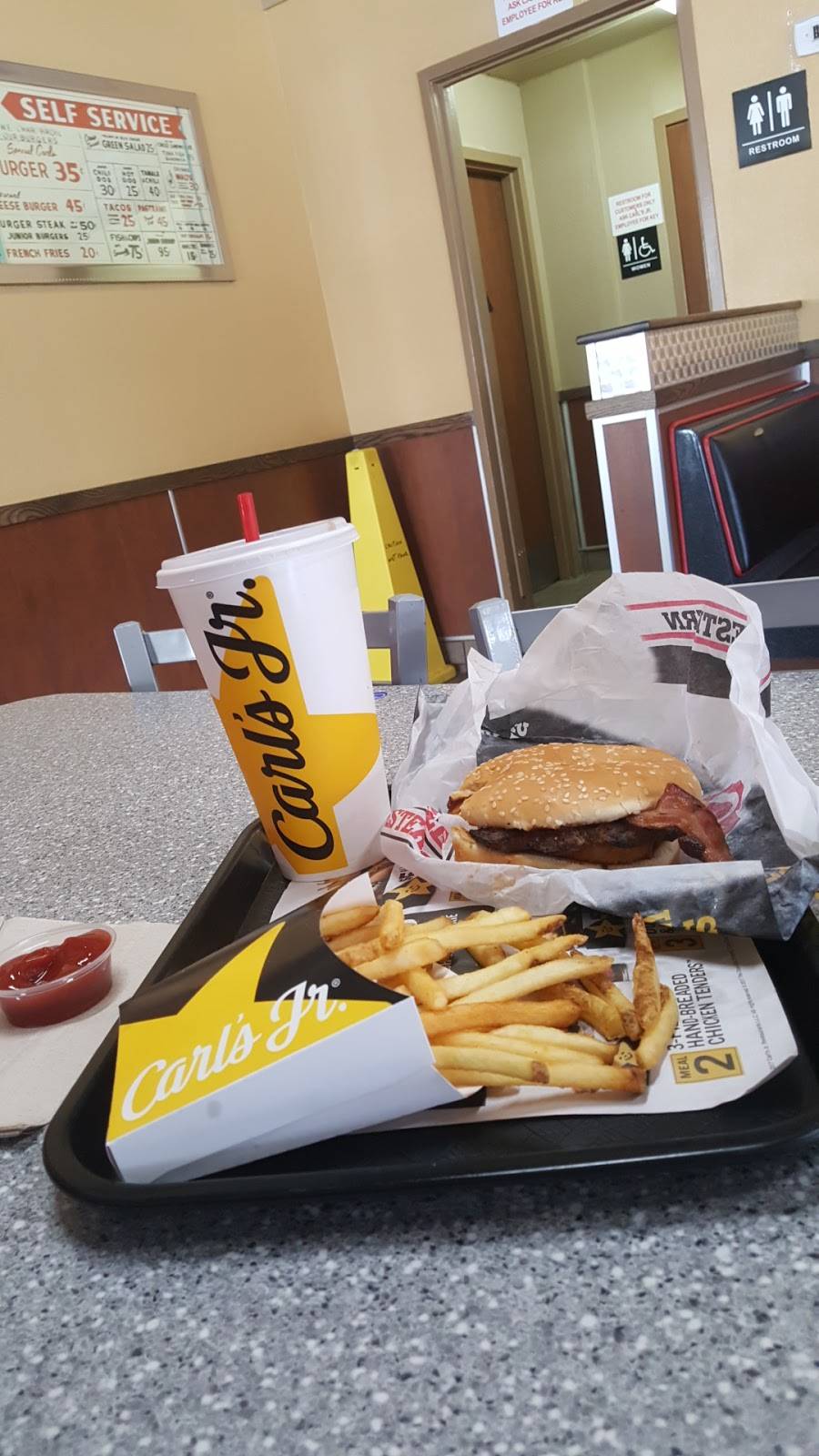 Carls Jr. | restaurant | 6202 Laurel Canyon Blvd, North Hollywood, CA 91606, USA | 8187623927 OR +1 818-762-3927