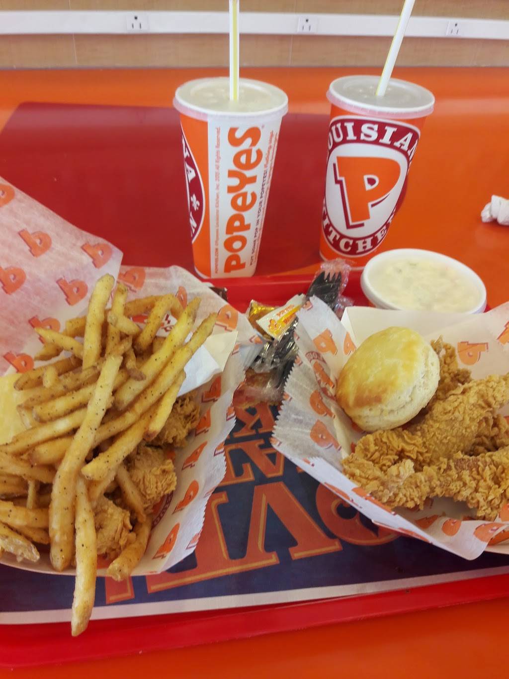 Popeyes Louisiana Kitchen | restaurant | 200 E, FL-436, Casselberry, FL 32707, USA | 3212958600 OR +1 321-295-8600