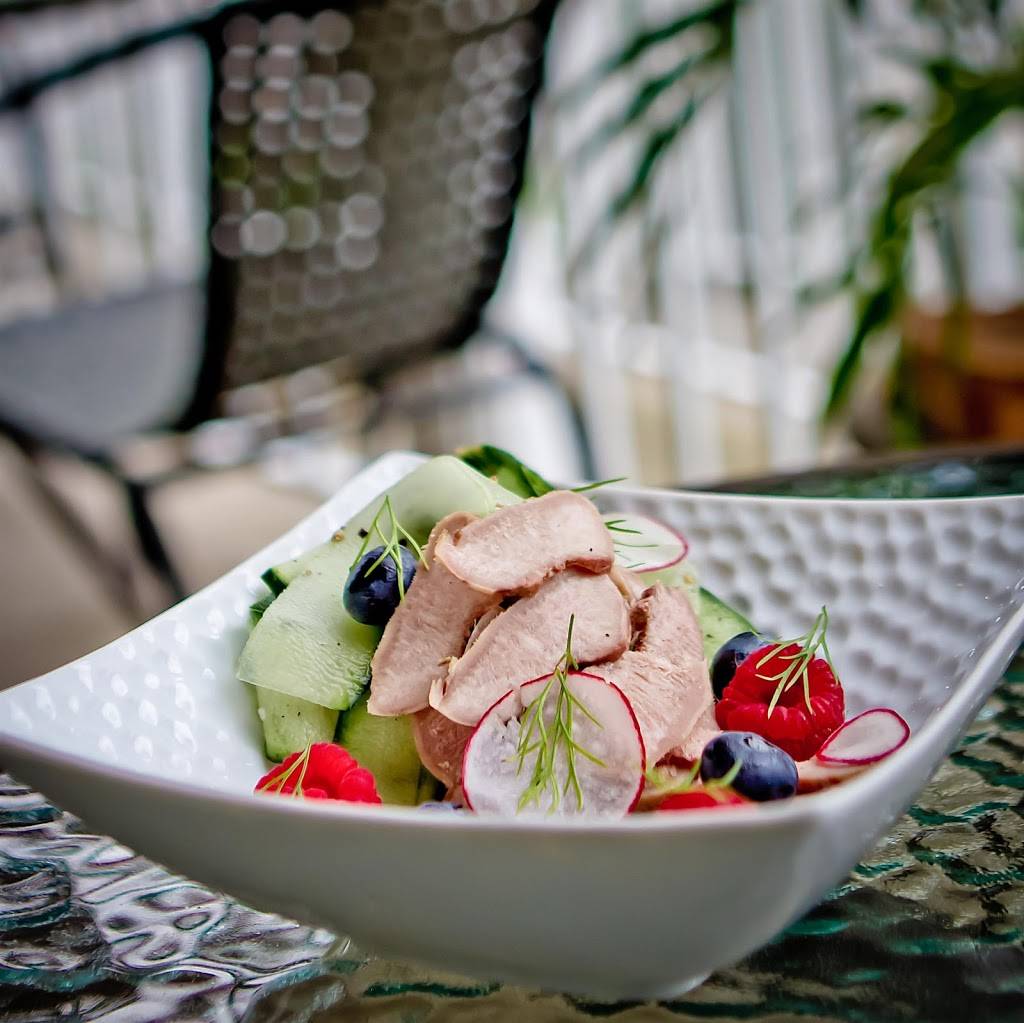 Bistro Kapzak | restaurant | 108 Rue Principale, Granby, QC J2G 2V2, Canada | 5793653008 OR +1 579-365-3008