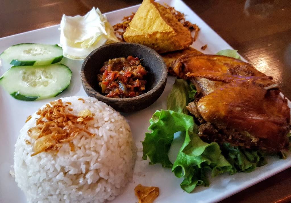 Sky Cafe | restaurant | 1122 Washington Ave B, Philadelphia, PA 19147, USA | 2152711983 OR +1 215-271-1983