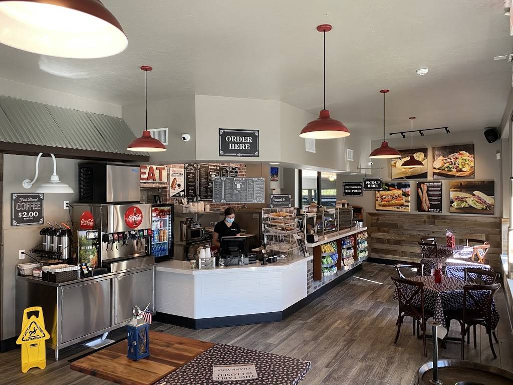 Sourdough & Co | restaurant | 385 Main St, Placerville, CA 95667, USA | 5306265500 OR +1 530-626-5500