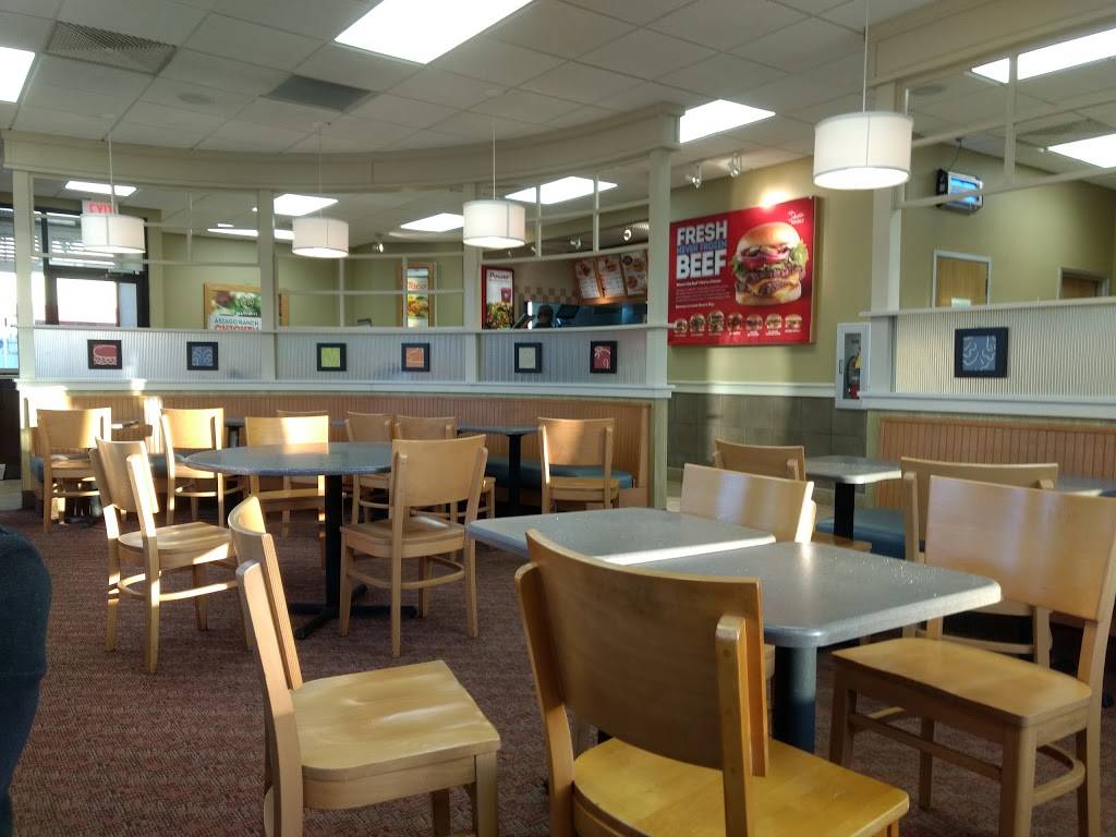 Wendys | restaurant | 3950 Pembroke Rd, Pembroke Park, FL 33021, USA | 9543220724 OR +1 954-322-0724