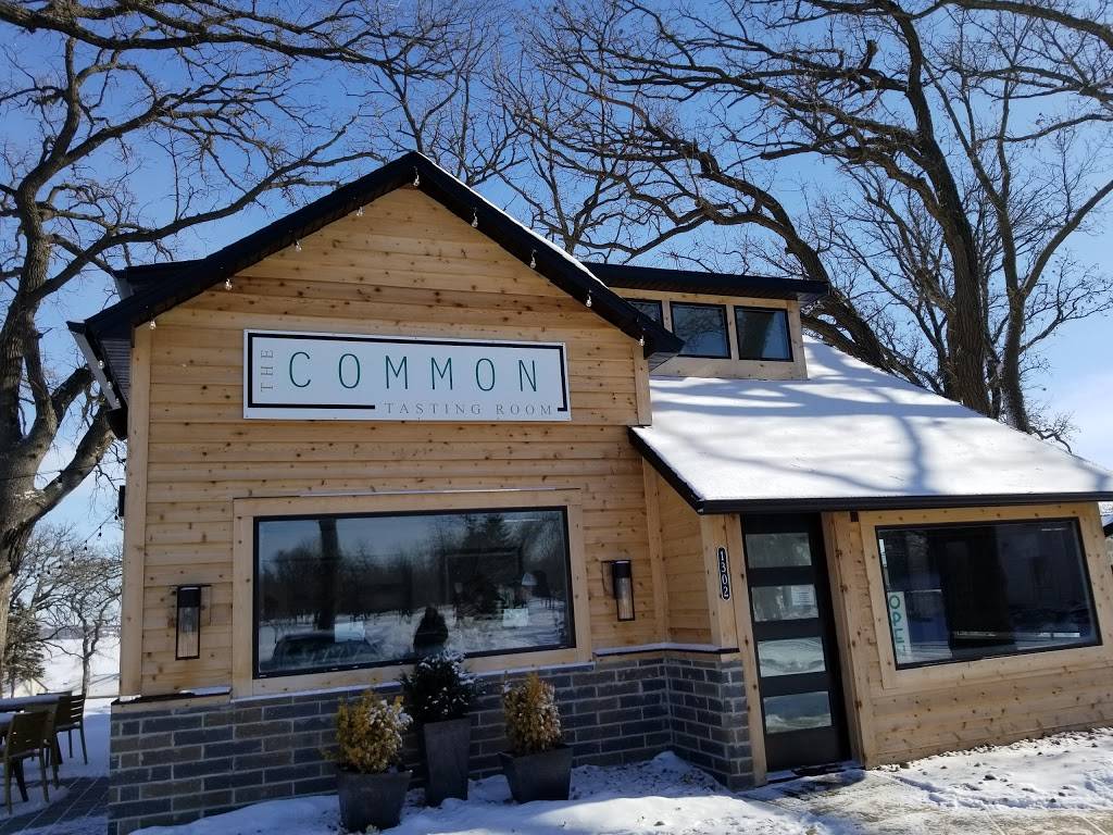 The Common Tasting Room | restaurant | 1302 US-71, Okoboji, IA 51355, USA | 7123322222 OR +1 712-332-2222