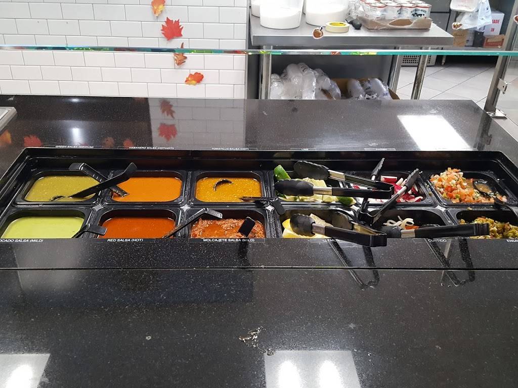 Tacos La Villa Mexican Grill | restaurant | 5646 State Rd, Bakersfield, CA 93308, USA | 6618295663 OR +1 661-829-5663