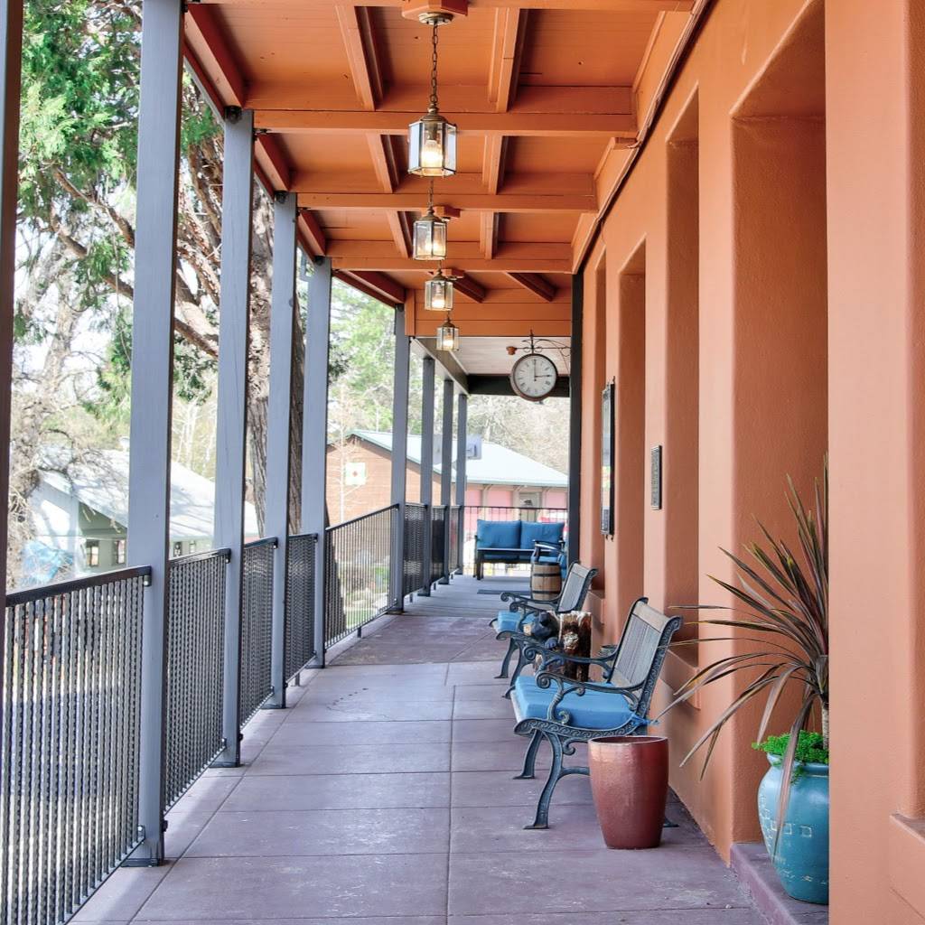 Groveland Hotel | restaurant | 18767 Main St, Groveland, CA 95321, USA | 2099624000 OR +1 209-962-4000