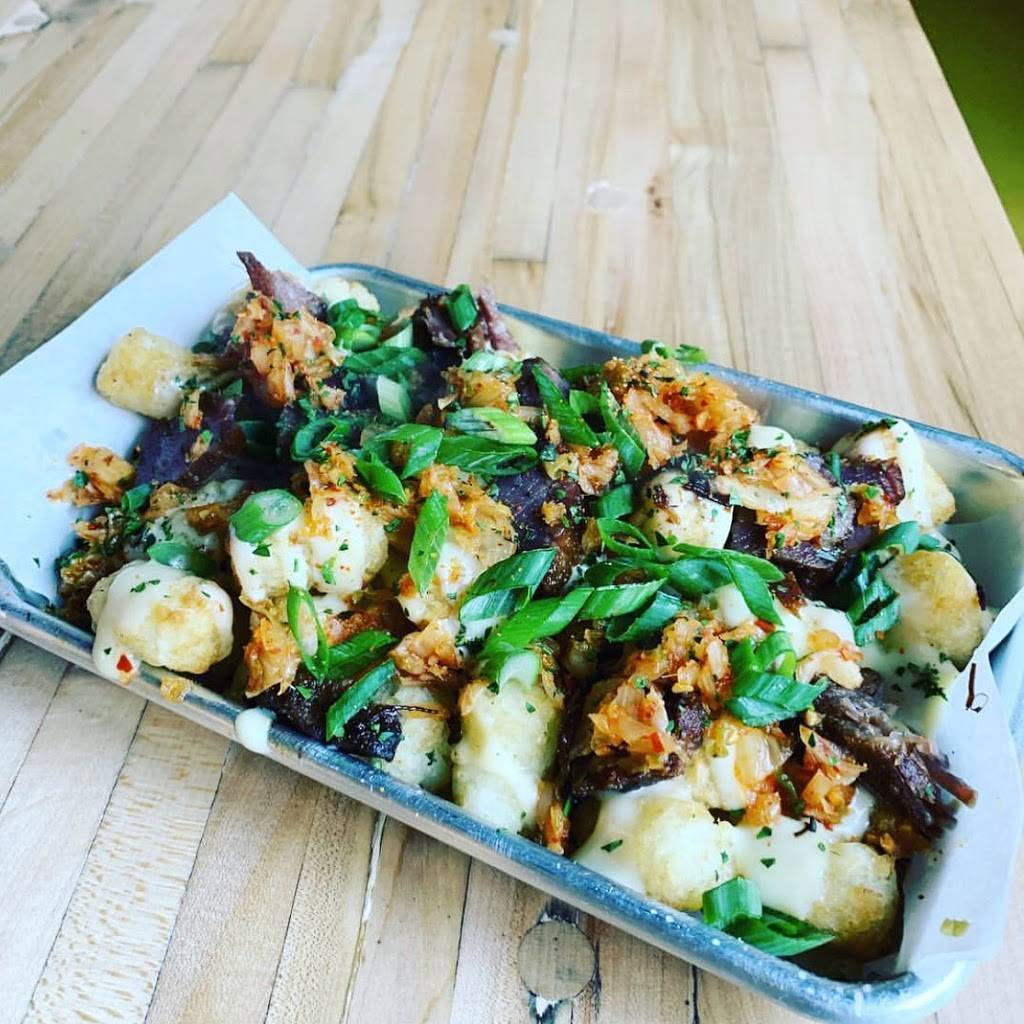 Big Box Karaoke | night club | 115 N Block Ave, Fayetteville, AR 72701, USA | 4792496295 OR +1 479-249-6295