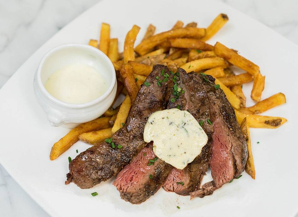 Carens Rosedale | restaurant | 1118 Yonge St, Toronto, ON M4W 2L6, Canada | 6473528111 OR +1 647-352-8111