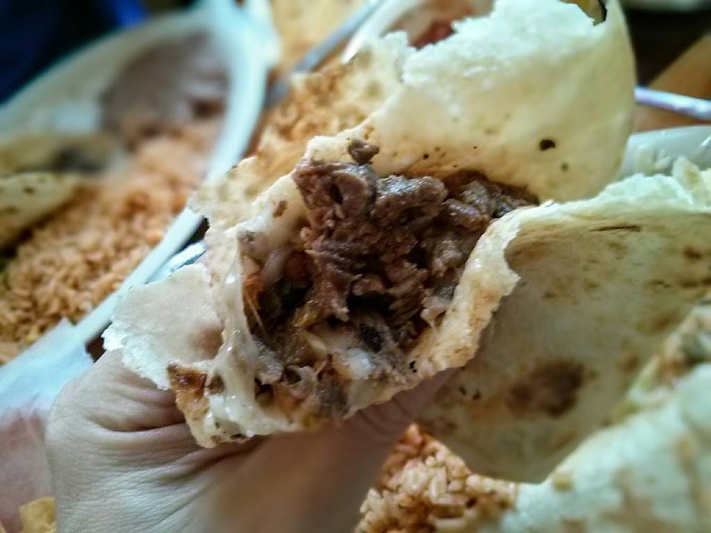 Las Tapatias De Jalisco | restaurant | 1506 S St Marys St, San Antonio, TX 78210, USA | 2105328800 OR +1 210-532-8800