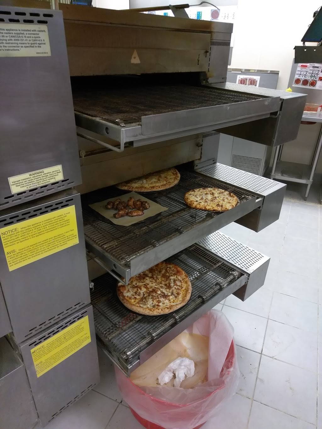 Papa Johns Pizza | restaurant | 8031 Fountain Mesa Rd, Fountain, CO 80817, USA | 7193906262 OR +1 719-390-6262