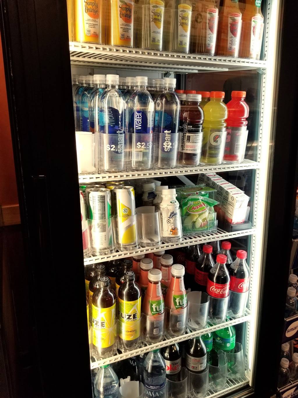 Subway Restaurants | restaurant | 5001 Wilshire Blvd #109, Los Angeles, CA 90036, USA | 3239339133 OR +1 323-933-9133