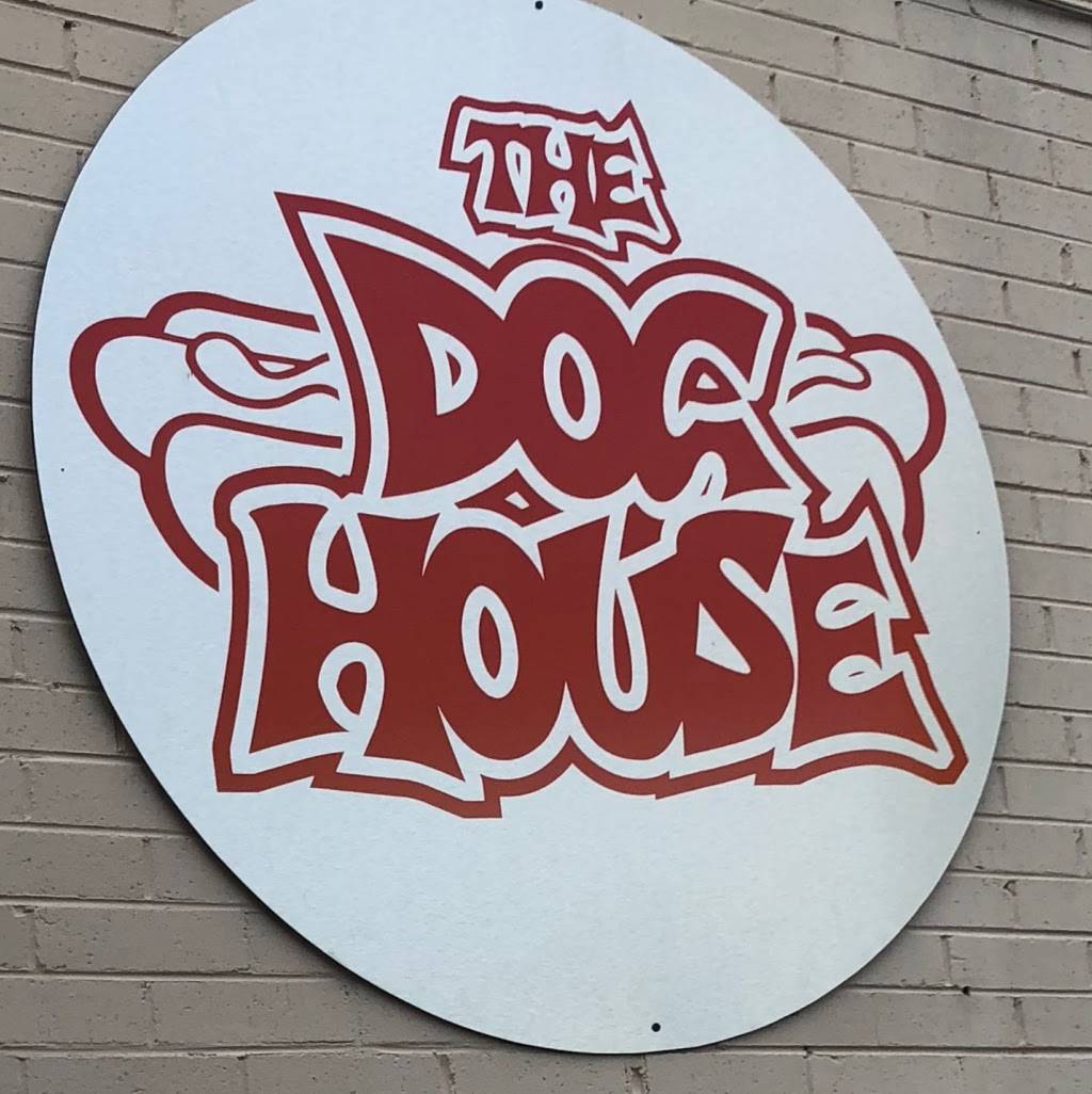 The Dog House | restaurant | Greeneville, TN 37745, USA | 4236097179 OR +1 423-609-7179