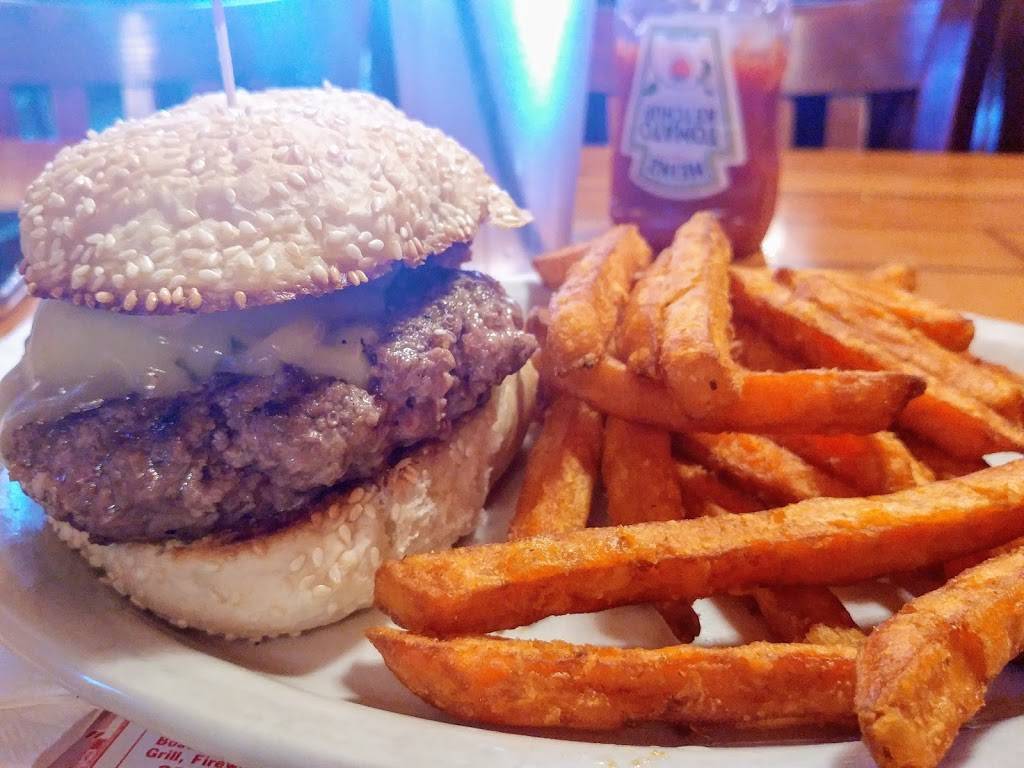 Brown Bear | restaurant | 135 N Michigan Ave, Shelby, MI 49455, USA | 2318615014 OR +1 231-861-5014