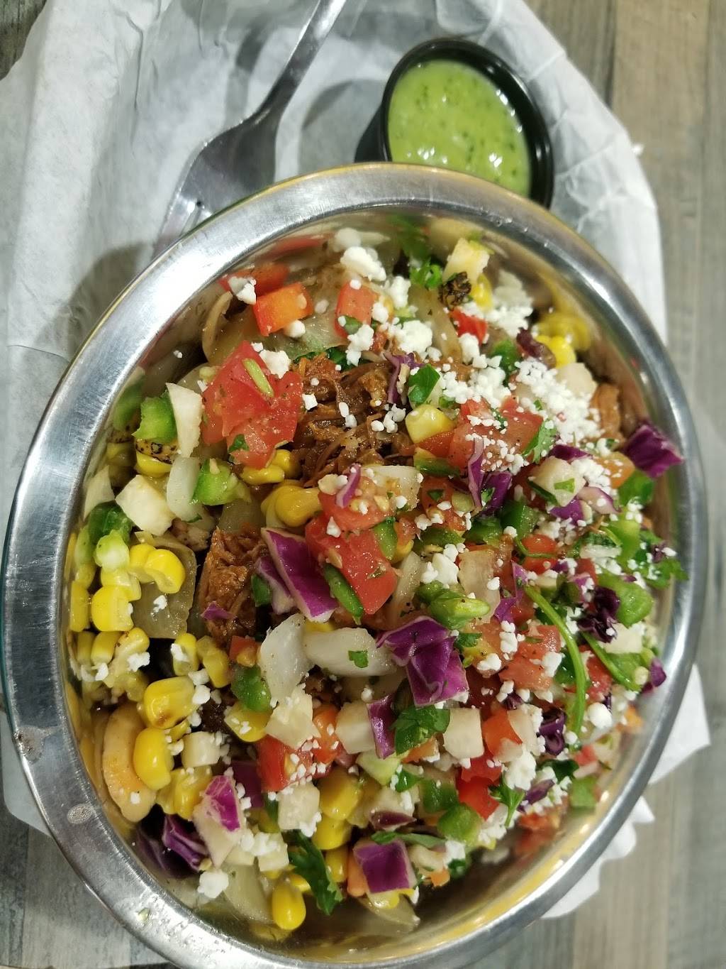 Überrito | restaurant | 700 Baybrook Mall F162, Friendswood, TX 77546, USA | 3462302001 OR +1 346-230-2001