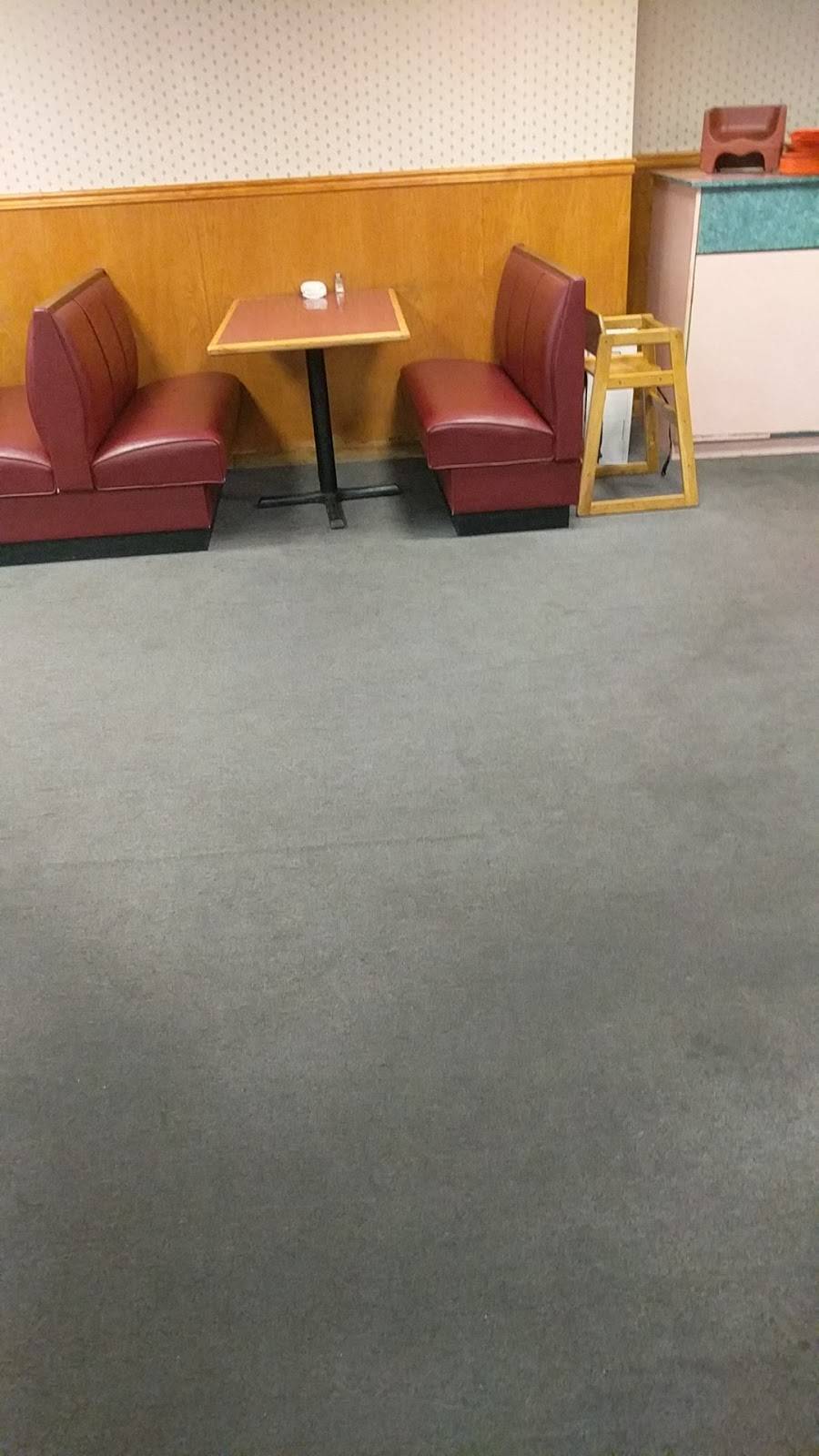 China House | restaurant | 611 Main St, Lykens, PA 17048, USA | 7174537211 OR +1 717-453-7211