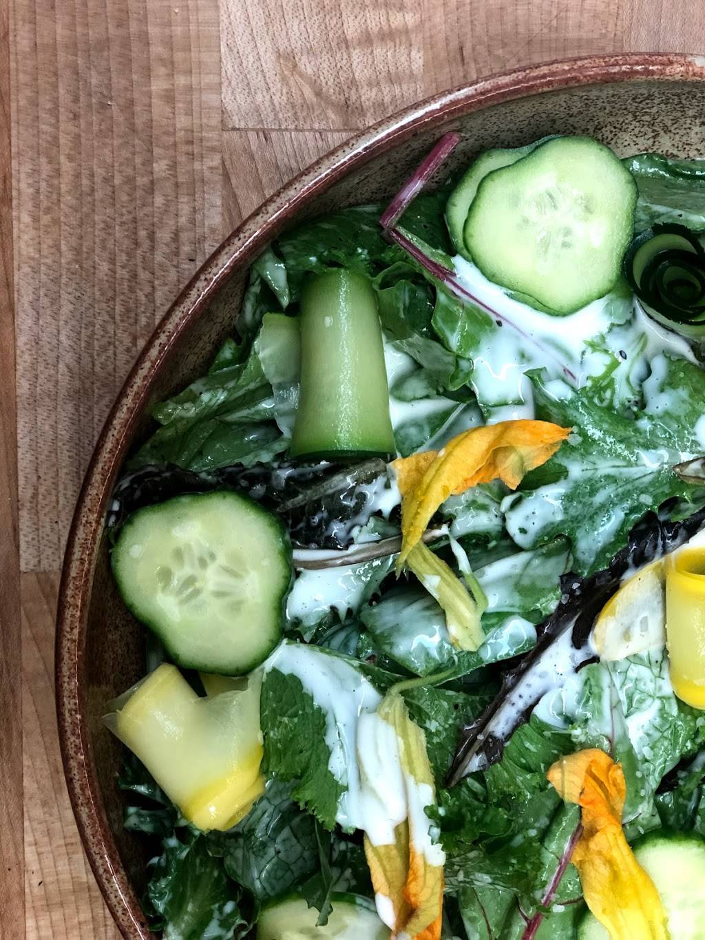 Roots Restaurant | restaurant | 303 S Main St, Jonesboro, AR 72401, USA | 8703361212 OR +1 870-336-1212