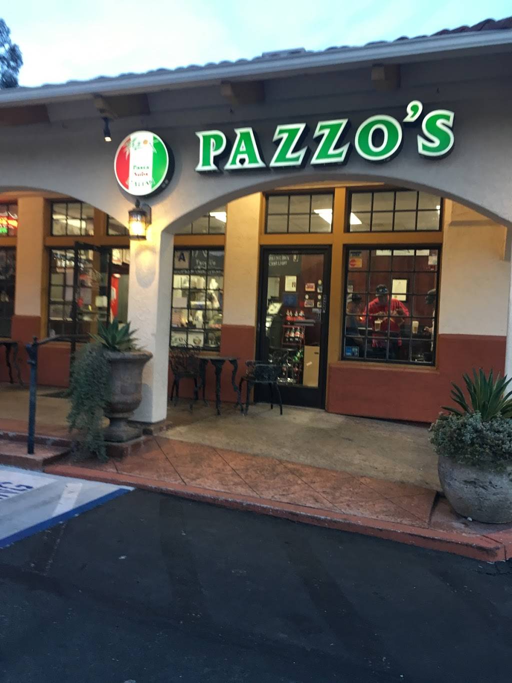 Pazzos Pizza | restaurant | 10299 Scripps Trail, San Diego, CA 92131, USA | 8582710271 OR +1 858-271-0271