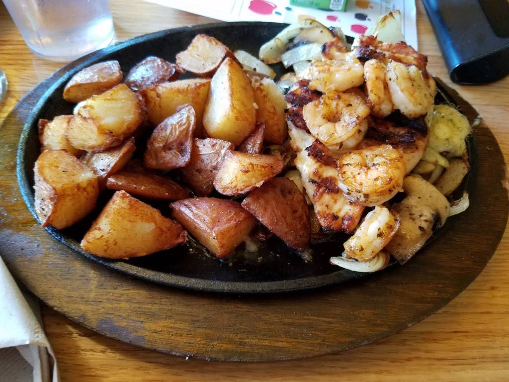 Applebees Grill + Bar | restaurant | 2 E Camelback Rd, Phoenix, AZ 85012, USA | 6022663330 OR +1 602-266-3330