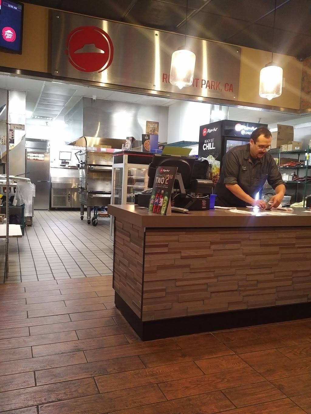 Pizza Hut | restaurant | 1435 E Cotati Ave Unit B, Rohnert Park, CA 94928, USA | 7076650885 OR +1 707-665-0885