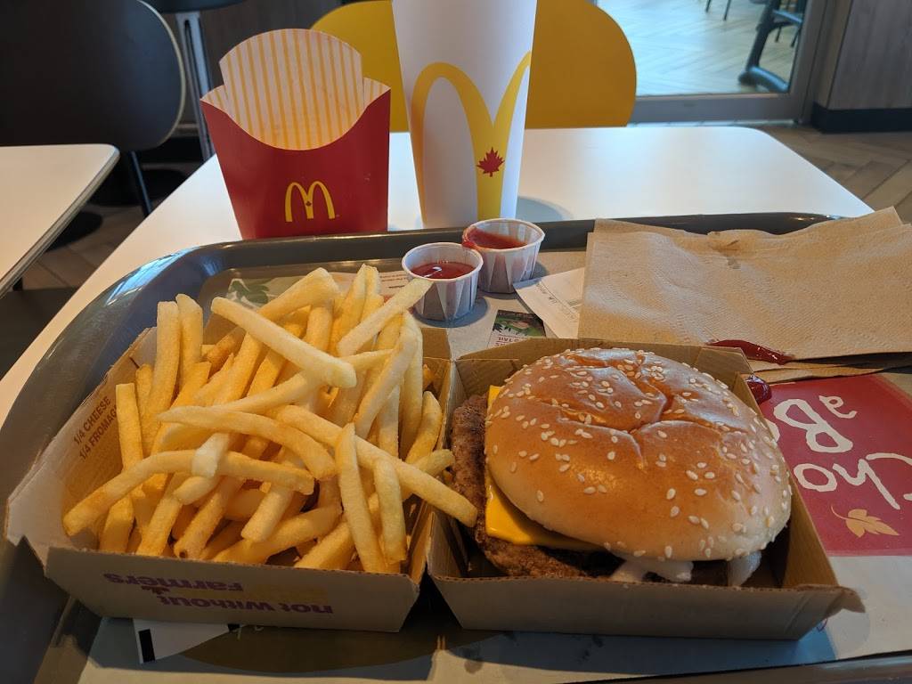 McDonalds | cafe | 666 Fairway Rd S, Kitchener, ON N2C 1X3, Canada | 5198940720 OR +1 519-894-0720