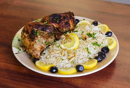 Zeezenia Kitchen and Market | restaurant | 2325 SW 13th St, Gainesville, FL 32608, USA | 3525053856 OR +1 352-505-3856