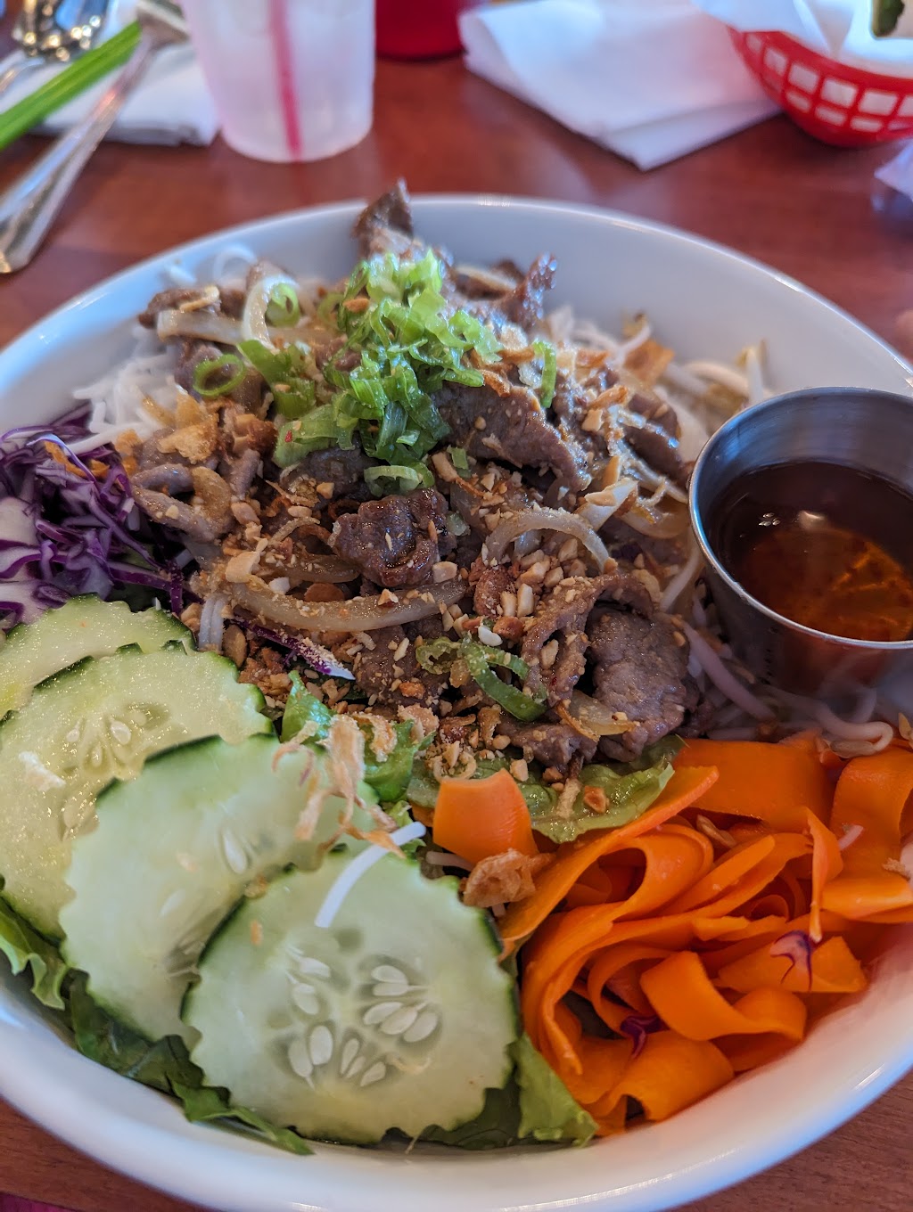 Nón Lá Cafe | restaurant | 3000 SW 104th St ste 10a, Oklahoma City, OK 73159, USA | 4052373827 OR +1 405-237-3827