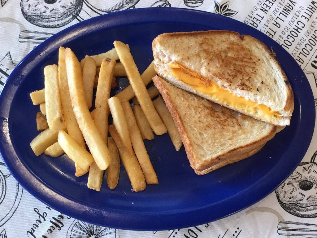 Country Place Cafe | restaurant | 2251 Country Pl Pkwy, Pearland, TX 77584, USA | 2815068934 OR +1 281-506-8934