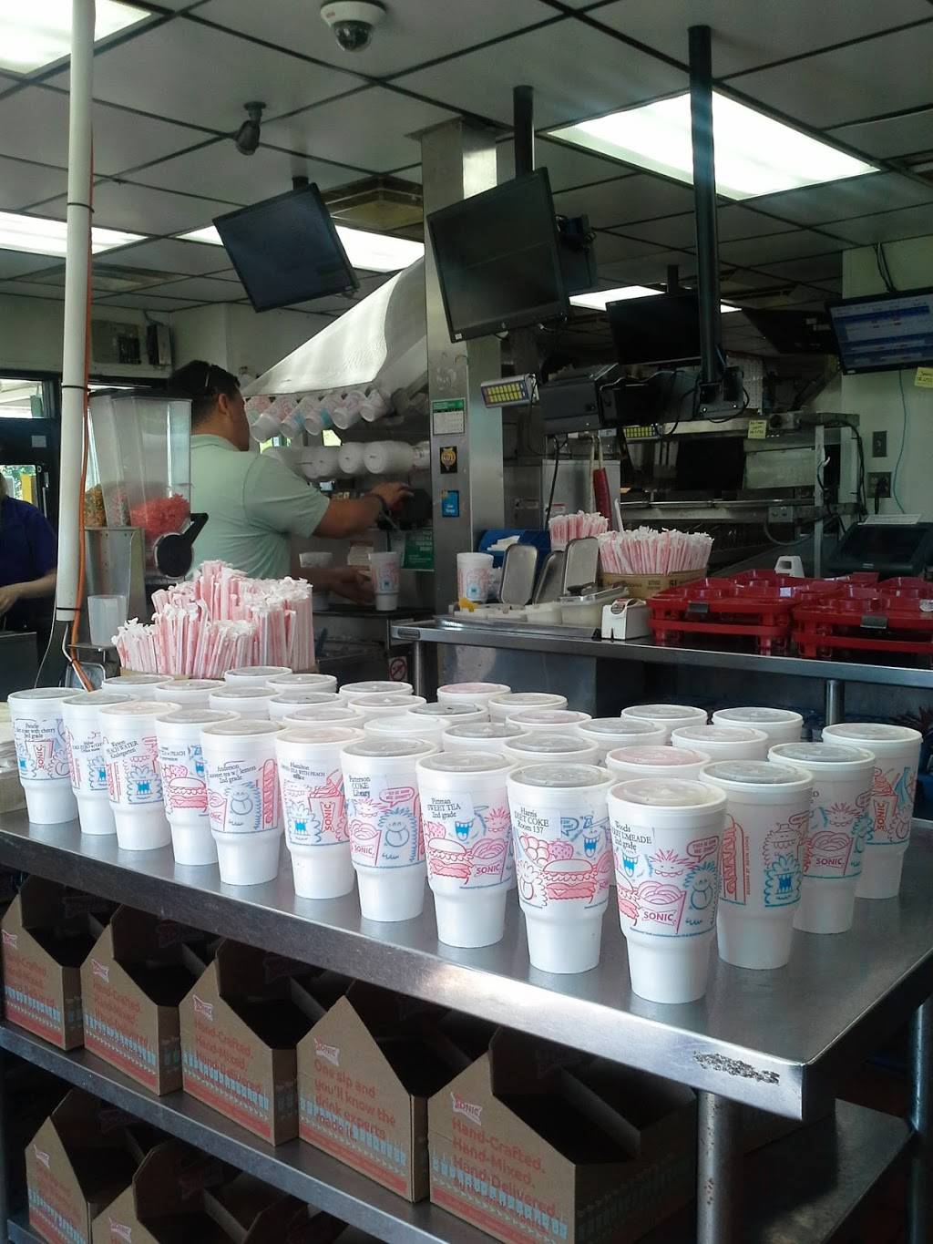Sonic Drive-In | restaurant | 208 S Walton Blvd, Bentonville, AR 72712, USA | 4792739406 OR +1 479-273-9406