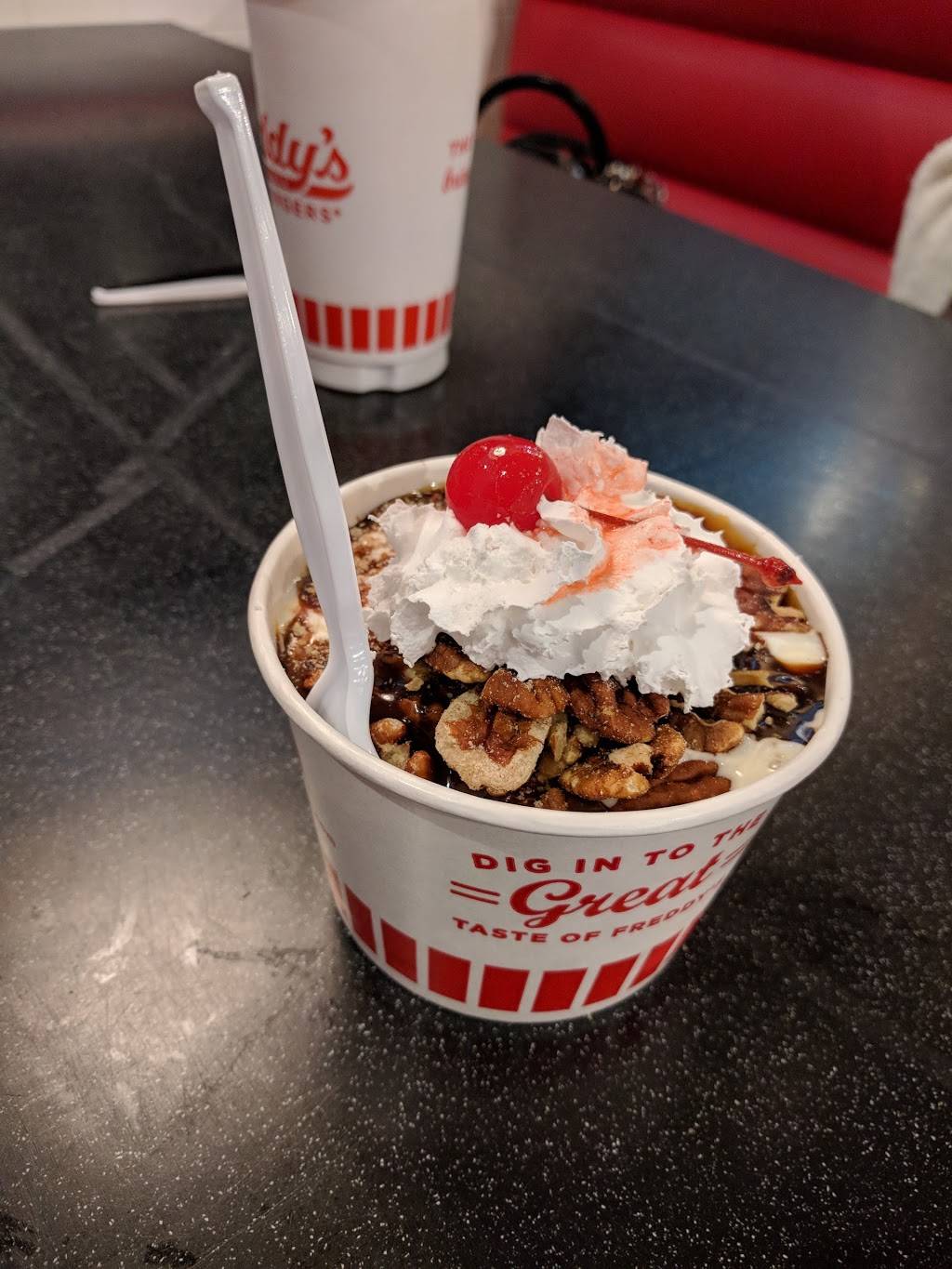 Freddys Frozen Custard & Steakburgers | restaurant | 1421 Boone Station Dr, Burlington, NC 27215, USA | 3365860106 OR +1 336-586-0106