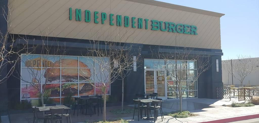 Independent Burger & Bar East | restaurant | 2260 N Zaragoza Rd #27, El Paso, TX 79938, USA | 9152342887 OR +1 915-234-2887