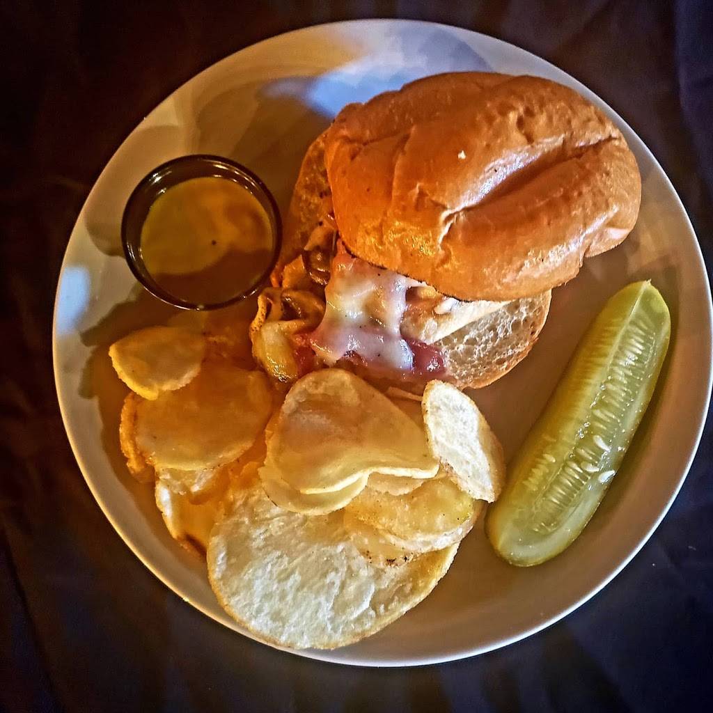 The Tonidale Pub | restaurant | 7001 Steubenville Pike, Oakdale, PA 15071, USA | 4124895157 OR +1 412-489-5157