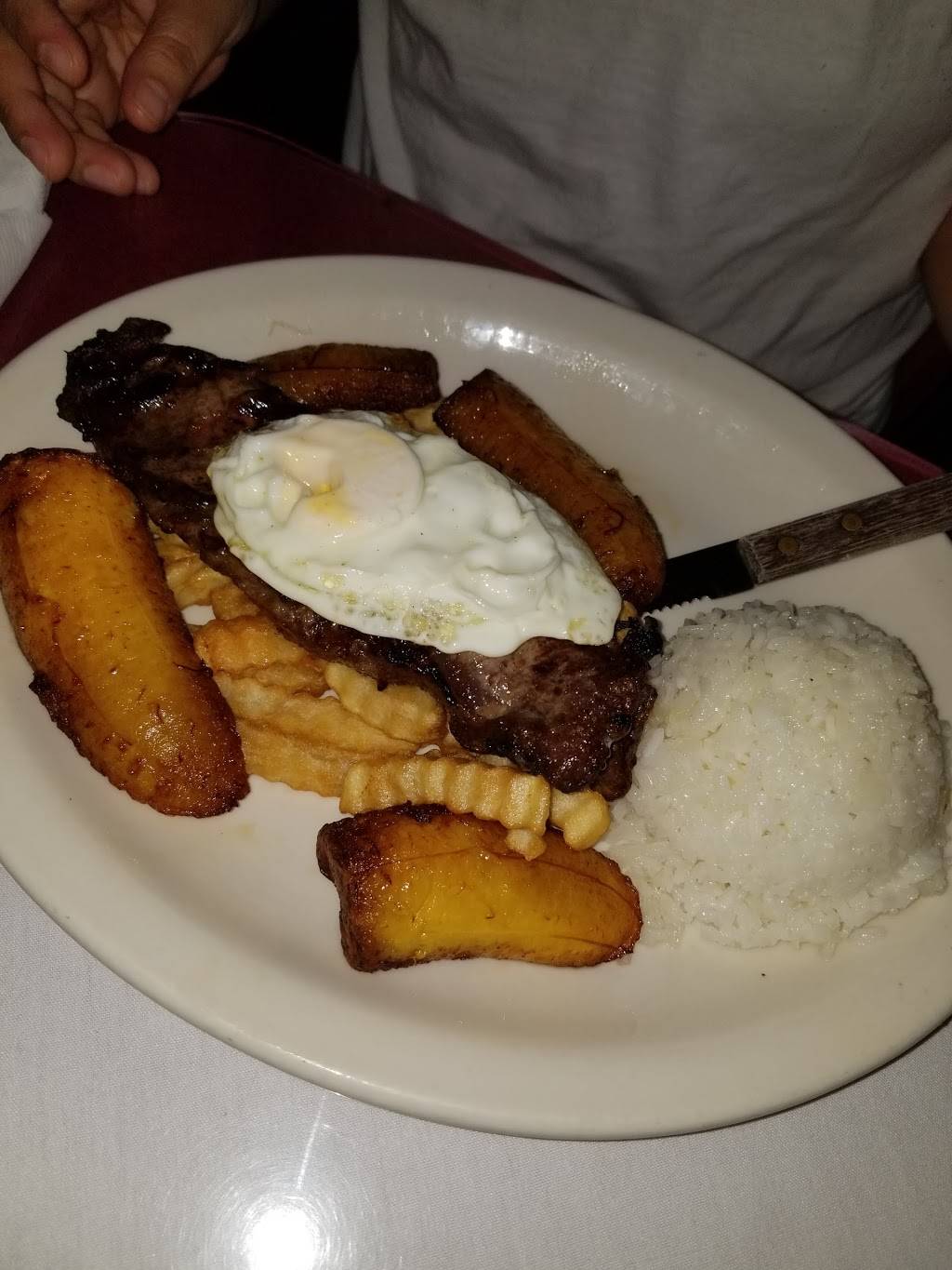 La Choza Grill | restaurant | 8558 Lee Hwy, Fairfax, VA 22031, USA | 7035601192 OR +1 703-560-1192