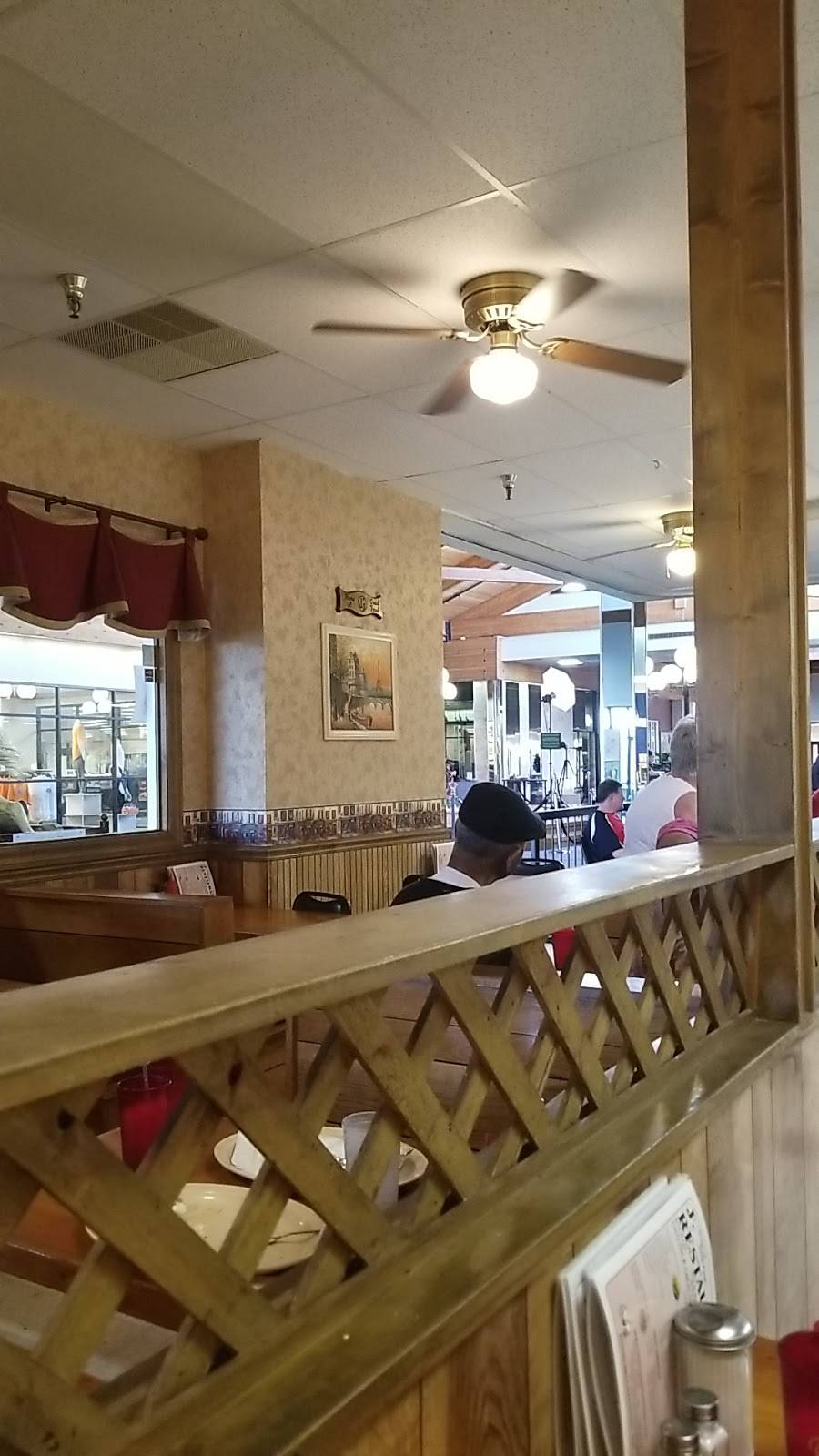 Js Restaurant | restaurant | 1410 Sparta St #7, McMinnville, TN 37110, USA | 9314735125 OR +1 931-473-5125