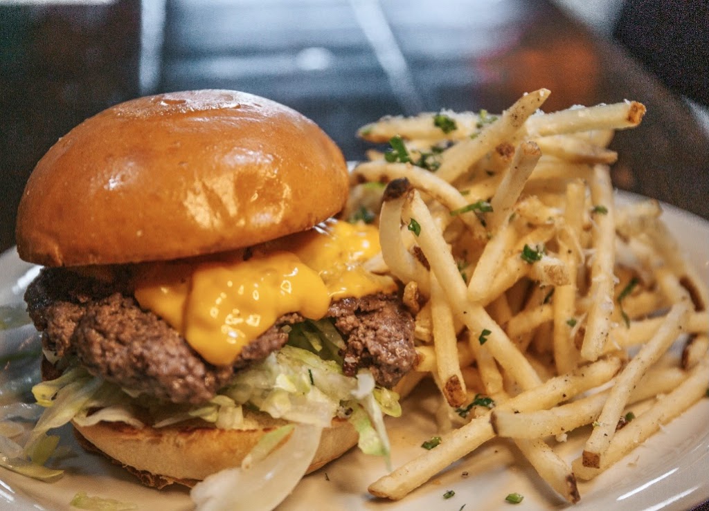 Cheapsteaks | restaurant | 2613 Elm St, Dallas, TX 75226, USA | 2147300220 OR +1 214-730-0220