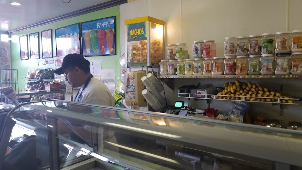 Monarca Ice Cream & Crepes | restaurant | 1719 Wilson Rd, Bakersfield, CA 93304, USA | 6613977926 OR +1 661-397-7926