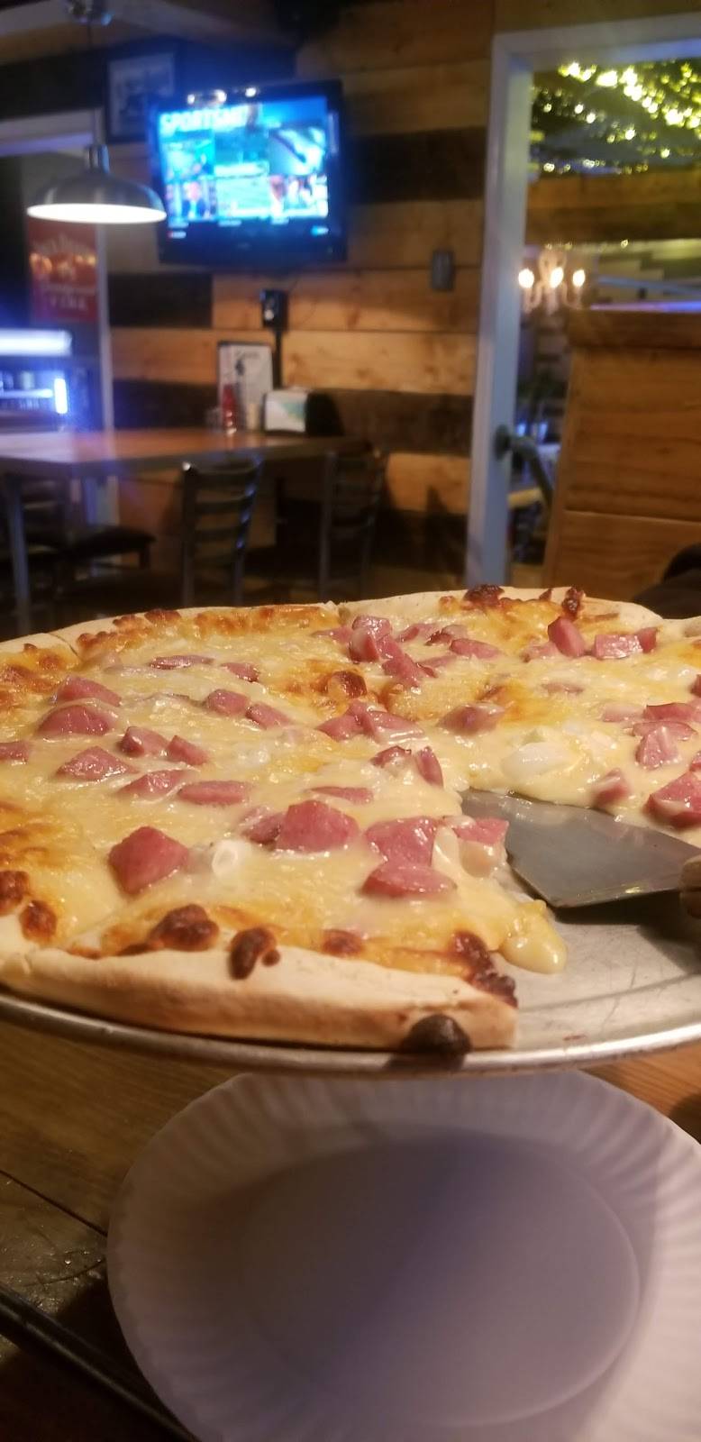 Oasis | restaurant | 153 Harry L Dr, Johnson City, NY 13790, USA | 6077979782 OR +1 607-797-9782