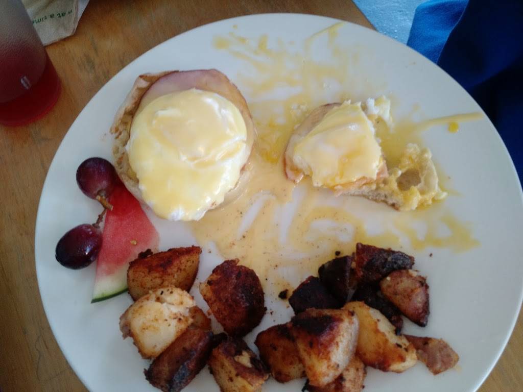 East End Eatery | restaurant | 1202 NE 8th Ave, Gainesville, FL 32601, USA | 3523789870 OR +1 352-378-9870