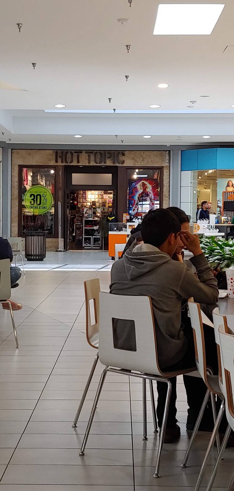 Pretzelmaker | restaurant | 2310 SW Military Dr #110, San Antonio, TX 78224, USA | 2109247258 OR +1 210-924-7258