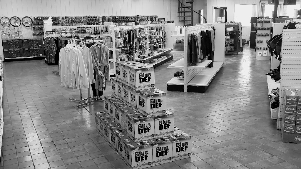 235 Travel Stop & Truck Center | restaurant | 12825 S, I-20, Roscoe, TX 79545, USA | 3252440330 OR +1 325-244-0330