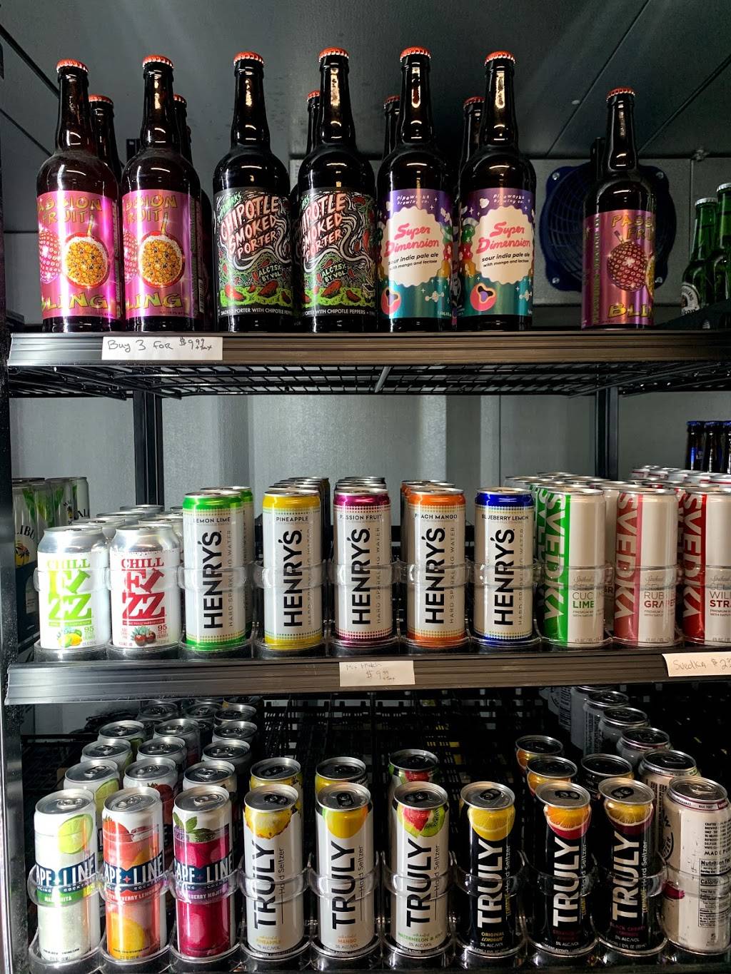 Chases Hop Shop | restaurant | 7235 Rising Sun Ave, Philadelphia, PA 19111, USA | 2675383609 OR +1 267-538-3609