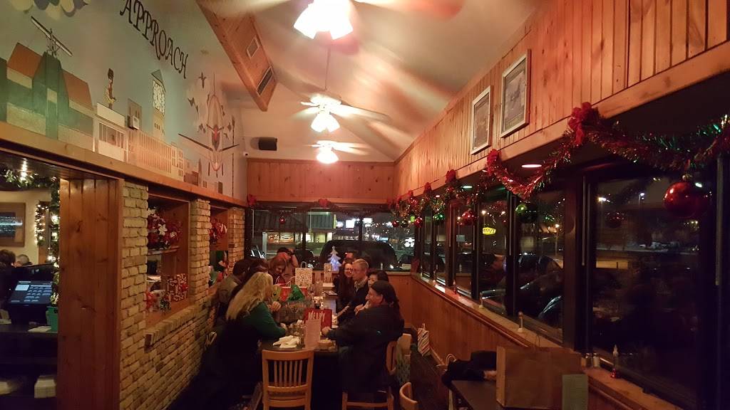 Final Approach | restaurant | 4959 S Howell Ave, Milwaukee, WI 53207, USA | 4147447060 OR +1 414-744-7060