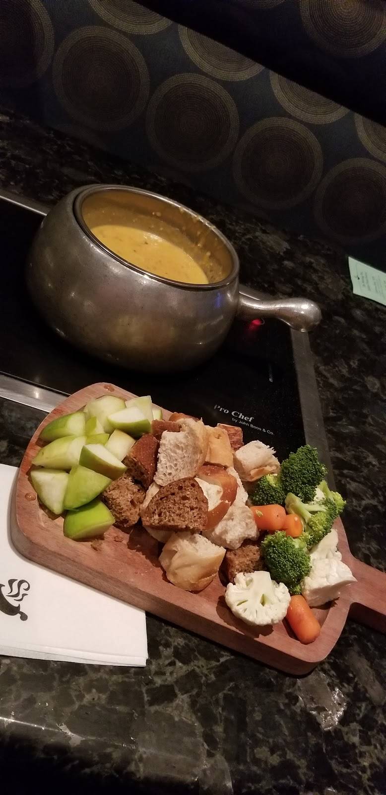 The Melting Pot | restaurant | 24741 Cedar Rd, Lyndhurst, OH 44124, USA | 2163812700 OR +1 216-381-2700