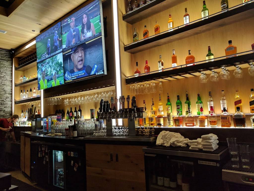 Granite City Food & Brewery | restaurant | 49 W Maryland St, Indianapolis, IN 46204, USA | 3178032025 OR +1 317-803-2025