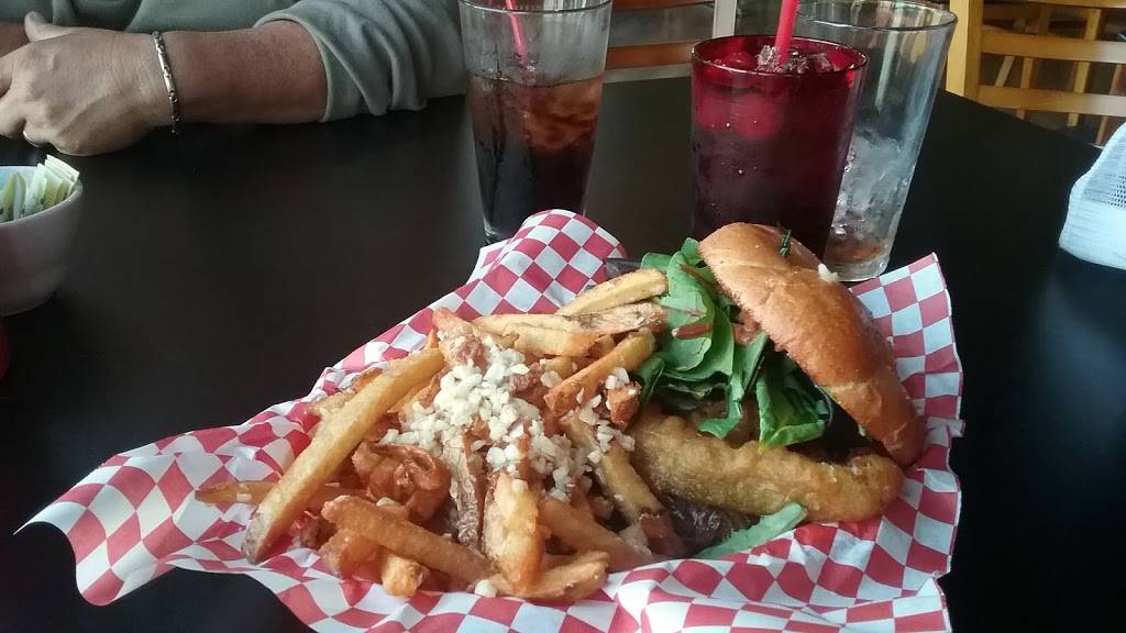 The Lighthouse Bar and Grill | restaurant | 151 Brannan Island Rd, Isleton, CA 95641, USA | 9167775702 OR +1 916-777-5702