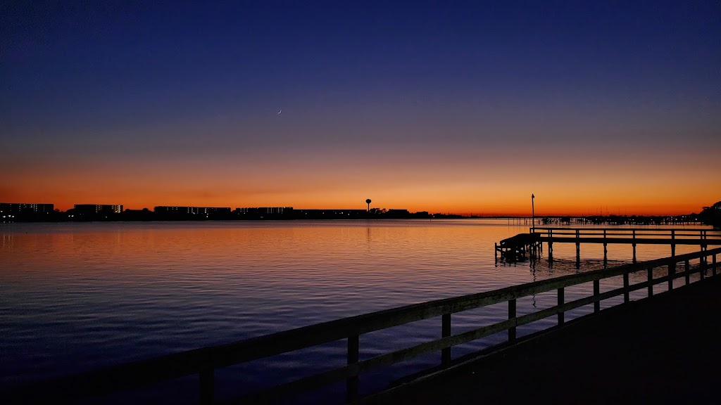 The Shack | restaurant | 104 Miracle Strip Pkwy SW, Fort Walton Beach, FL 32548, USA | 8506640345 OR +1 850-664-0345