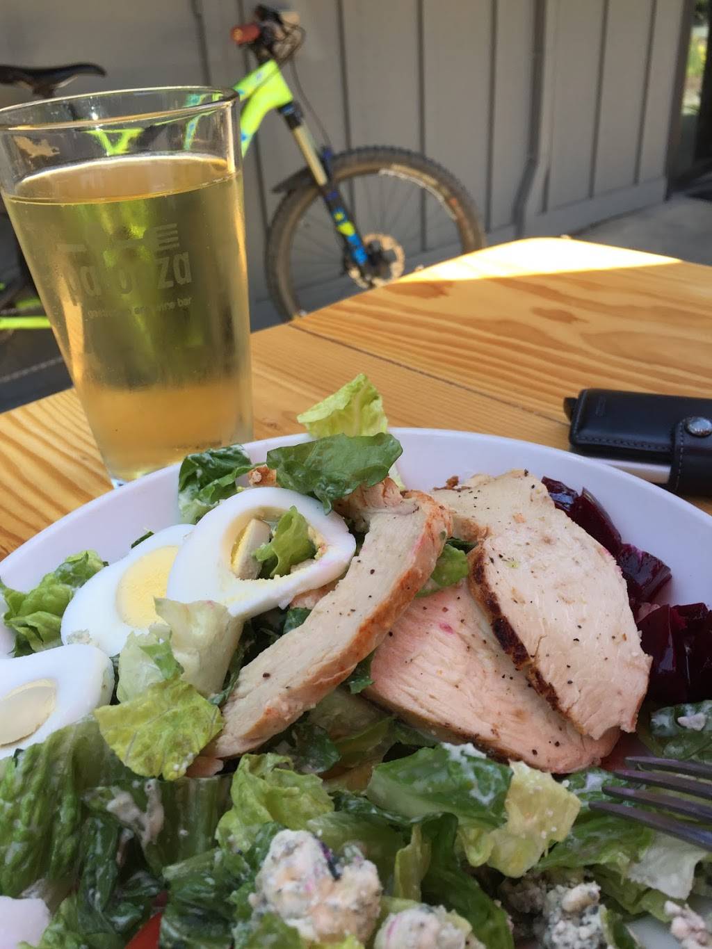 Palooza Brewery & Gastropub | restaurant | 8910 Sonoma Hwy, Kenwood, CA 95452, USA | 7078334000 OR +1 707-833-4000