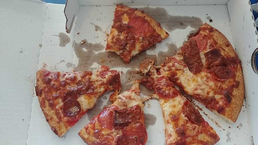 Drexel Hill Style Pizza | restaurant | 2501, 2585 West Chester Pike, Broomall, PA 19008, USA | 6103567773 OR +1 610-356-7773