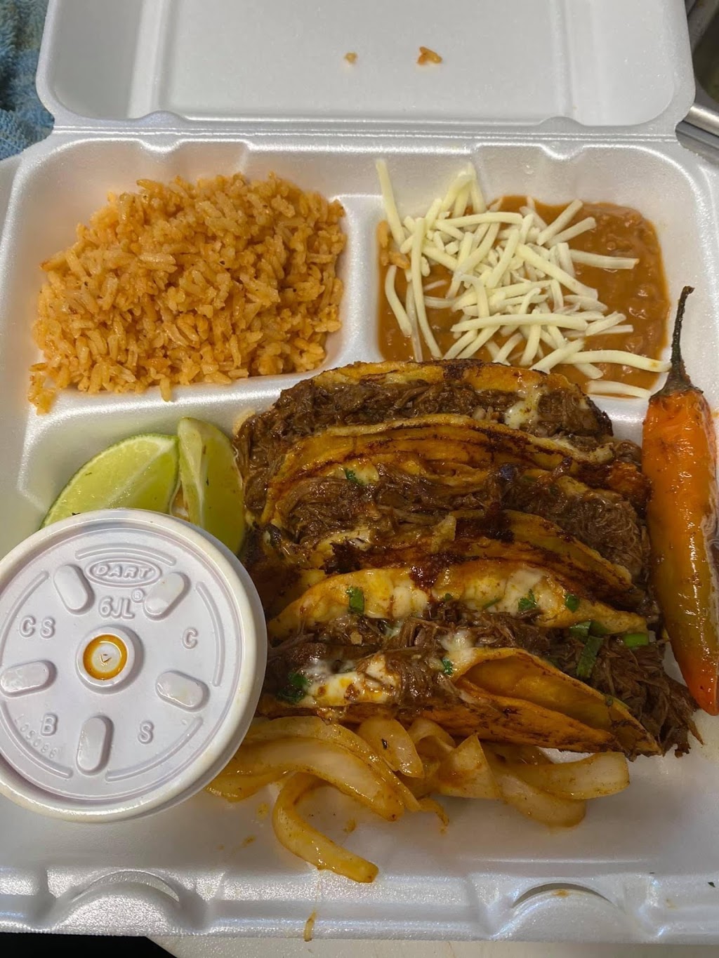 Taquizas Mi Pueblo Food truck | restaurant | 306 W Elm St, El Reno, OK 73036, USA | 4052100215 OR +1 405-210-0215