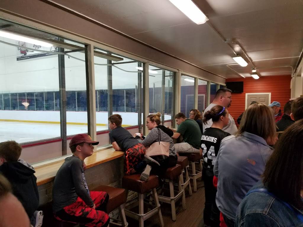 Skate Three Snack Bar | restaurant | 350 Middlesex Rd, Tyngsborough, MA 01879, USA | 9786494022 OR +1 978-649-4022