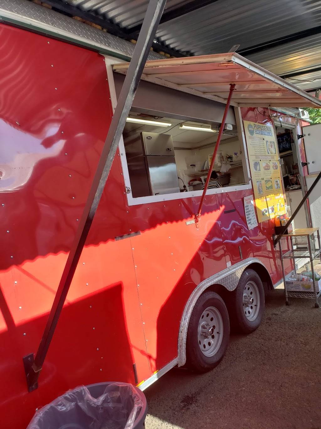 Pupuseria Cinco Estrellas | restaurant | 600 SE 146th Ave, Portland, OR 97233, USA | 5037646675 OR +1 503-764-6675